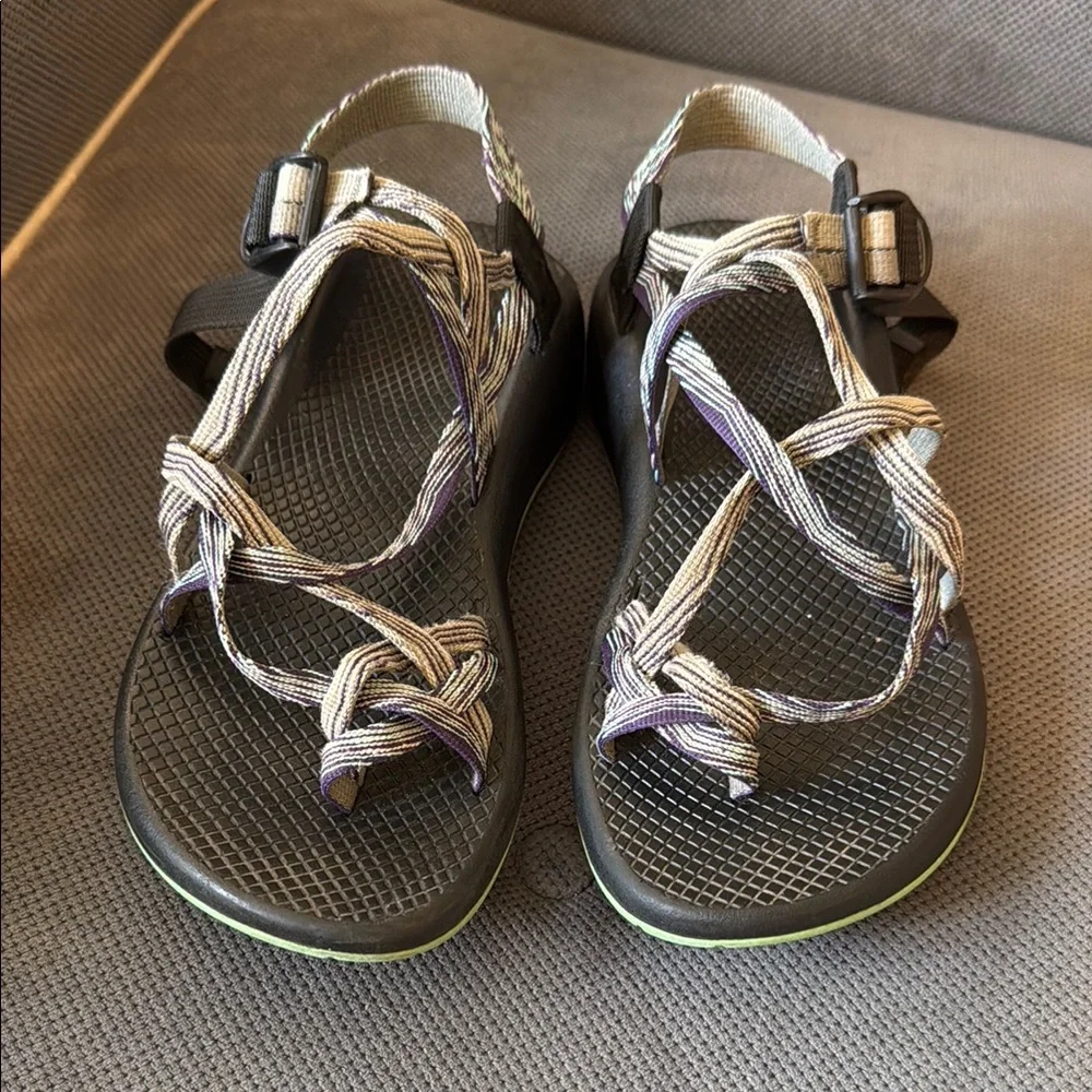 Chaco ZCloud 2 Womens 8 Purple Gray Double Strap Toe‎ Loop Vibram Sandals